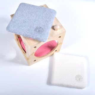 フリースのキューブマットを発売しました